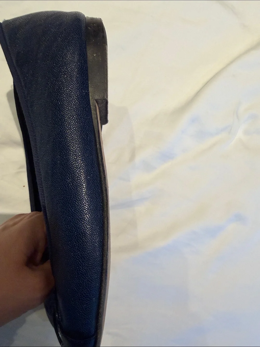 CHANEL Navy Leather CC Logo Ballet Flats
